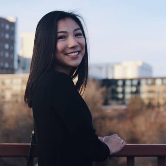 Meet your Posher, Jacinda - Picture 1 of 1