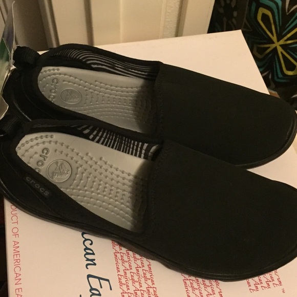 NEW! Flat Black Crocs Size 7