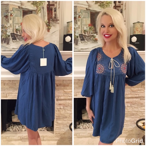 Stunning blue peasant dress! - Picture 2 of 2