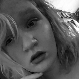 Meet your Posher, Halley