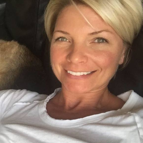 Meet your Posher, Brandy - Picture 1 of 1