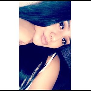 Meet your Posher, Yuridia