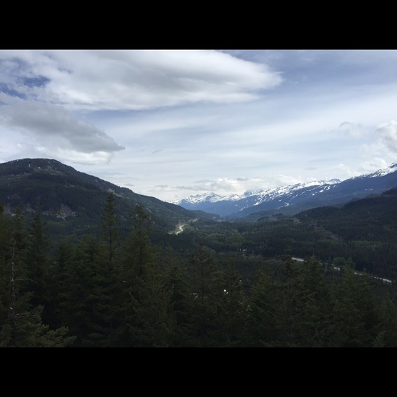 Meet your Posher, Bellene - Picture 1 of 1