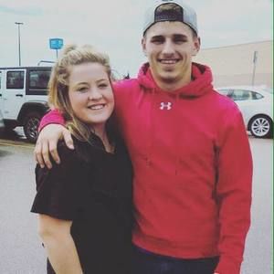 Meet your Posher, Taylor