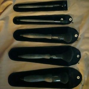 IT Cosmetics makeup brushes - Velvet Luxe