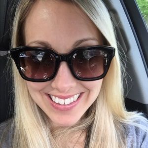 Meet your Posher, Andrea