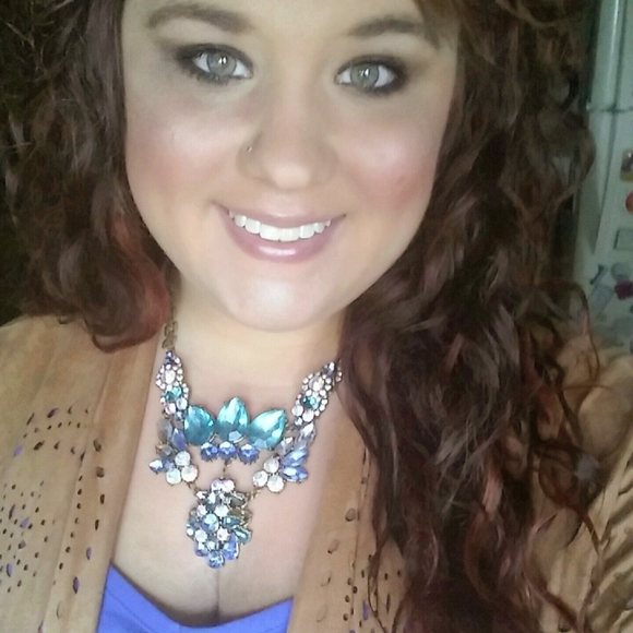 Meet your Posher, Vanessa