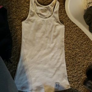 workout tank