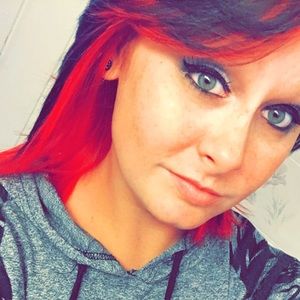 Meet your Posher, Jenna