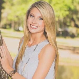 Meet your Posher, Caroline