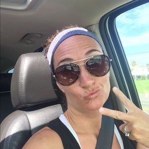 Meet your Posher, Christina