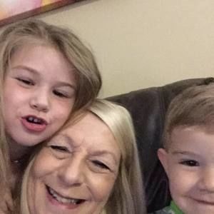 Meet your Posher, Janet