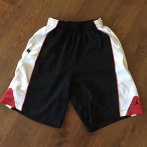 Men's Jordan Brand basketball shorts sz L