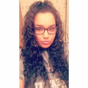 Meet your Posher, Kiana