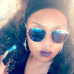 Meet your Posher, Lili