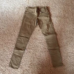 AE kaki colored jeggings size 4 // MAKE AN OFFER