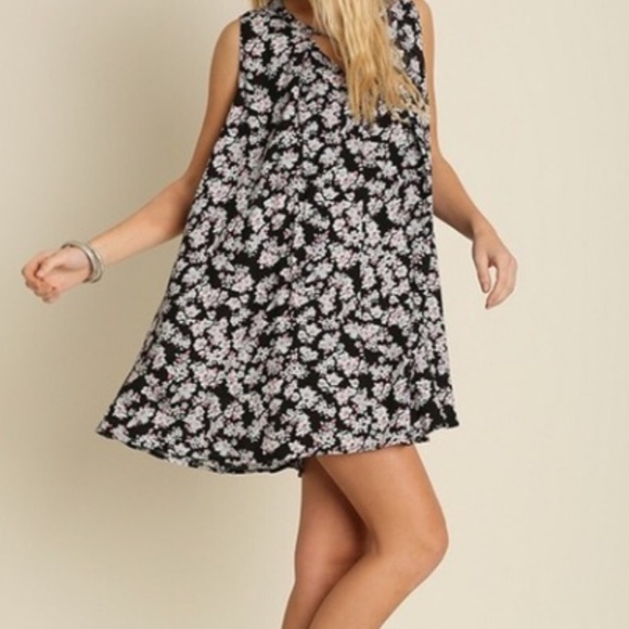 โ๏ธBOHOLOCO FASHION BOUTIQUE Cape Slip Tunic Dress - Picture 3 of 4