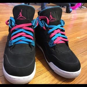 🚫SOLD🚫Jordan Retro 4's