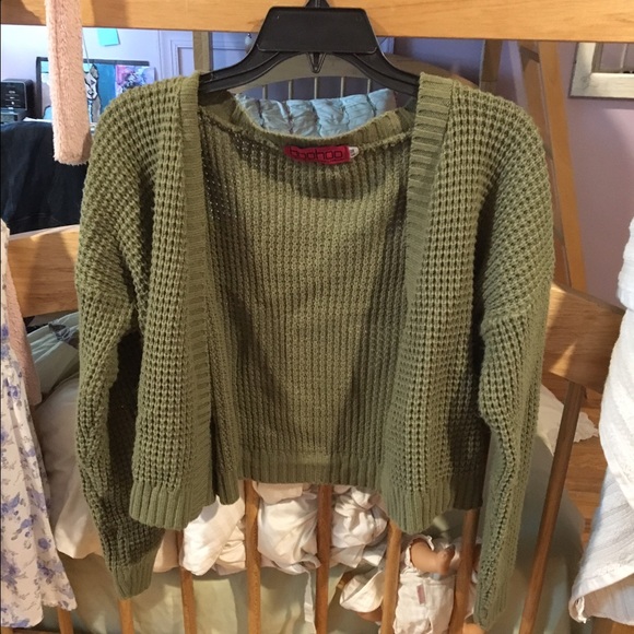 Waffle Knit Cropped Sweater