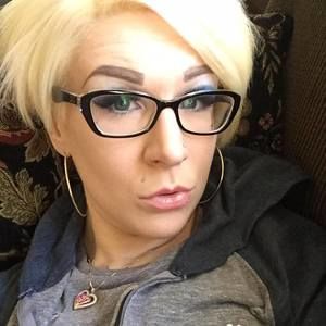 Meet your Posher, Ally