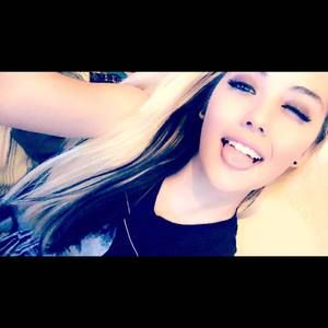 Meet your Posher, Leah