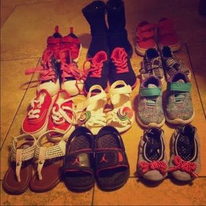 Size 5 toddler girl shoes 4 pairs