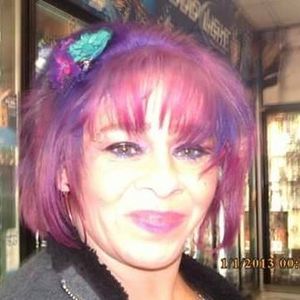 Meet your Posher, Raquel