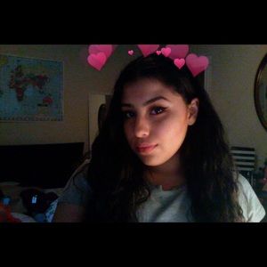 Meet your Posher, Julissa