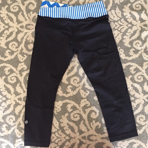 Cropped lululemon's w/ tight bottom