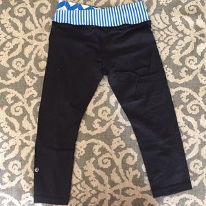Cropped lululemon's w/ tight bottom