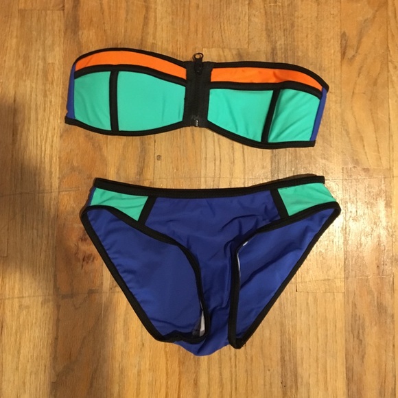 Brand new triangl dupe bikini