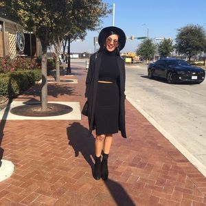 Meet your Posher, Dominique