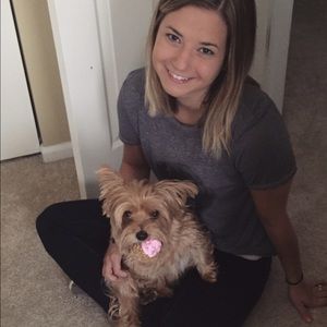 Meet your Posher, Marissa