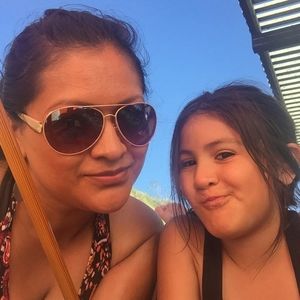 Meet your Posher, Liz