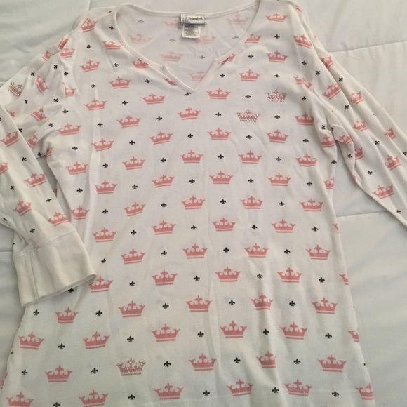 Disney crowns thermal top