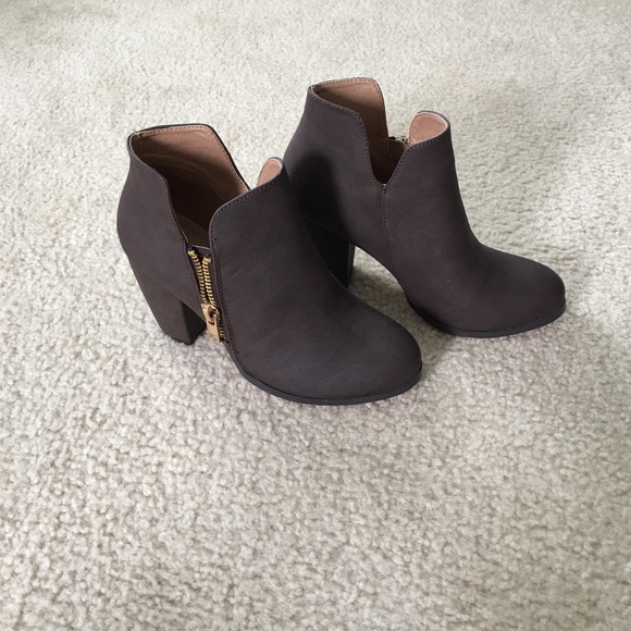Michael Antonio Shoes - Price Reduced - New Brown Michael Antonio Booties