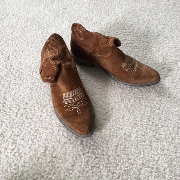 Nine West Ankle Booties