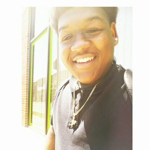 Meet your Posher, Dominique