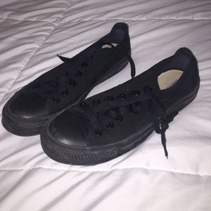 All-Black Converse never worn