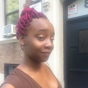 Meet your Posher, Genelle