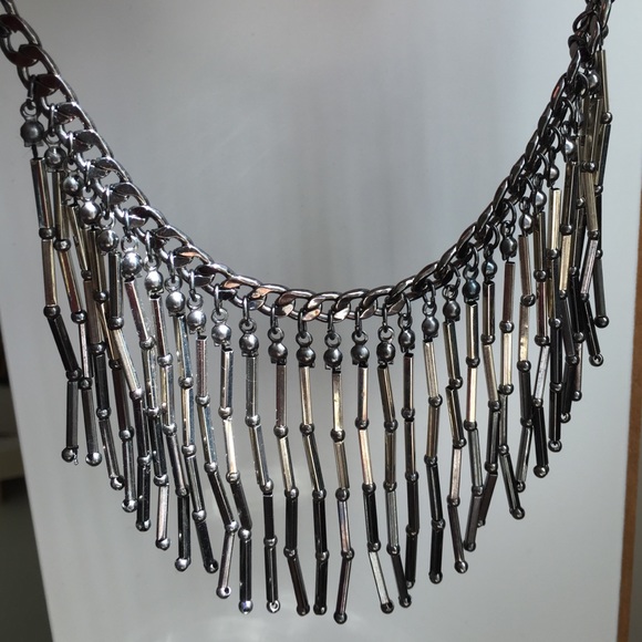 Gold metal colored necklace