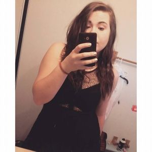 Meet your Posher, Devin