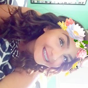 Meet your Posher, Veronica