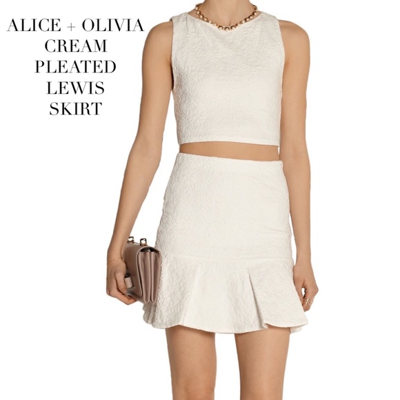 ALICE + OLIVIA Lewis Cream Pleated Mini Skirt - Picture 7 of 8