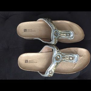 🎉🎉White Mountain Sandals