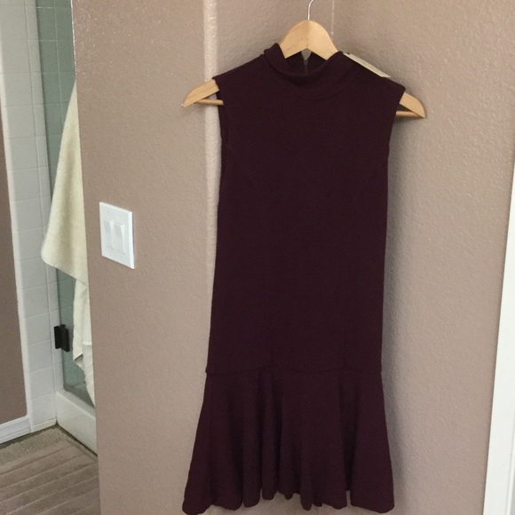 🎉🎉Sold🎉Alice+Olivia Genn Drop Waist Mock Neck - Picture 2 of 4