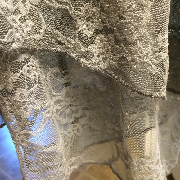 Blouse - Picture 2 of 2