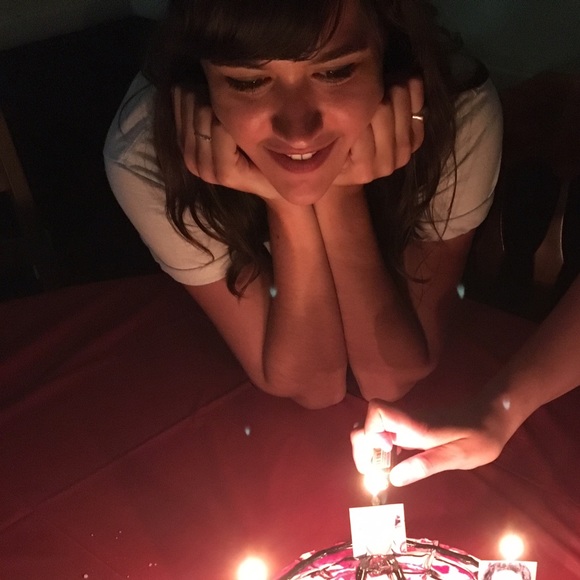 Meet your Posher, Graci