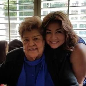 Meet your Posher, Lynn