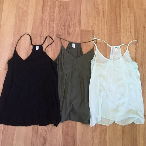 Bundle of 3 Old Navy halter tank tops (Medium)
